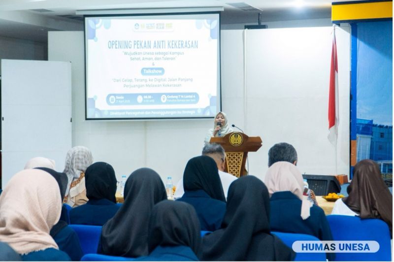 Direktur PPIS, Mutimmatul Faidah menekankan pentingnya kegiatan ini untuk memperkuat ekosistem kampus yang ramah dan nyaman bagi semua, serta menekankan pentingnya kesadaran bersama dalam mewujudkan perempuan Indonesia yang hebat, berdaya, dan bermartabat.