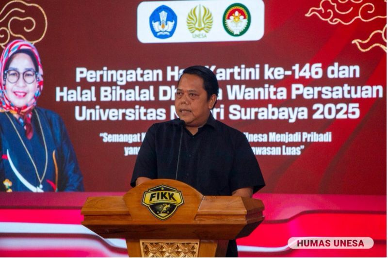 Kegiatan ini dihadiri dan dibuka Wakil Rektor III Unesa, Bambang Sigit Widodo yang mewakili rektor Unesa.