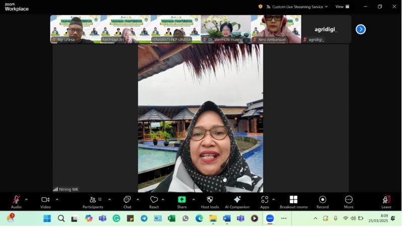 Dekan FKP Unesa, Nining Widyah Kusnanik menyampaikan harapannya atas terlaksanannya kuliah tamu, sebagai penguatan ekosistem perkuliahan FKP Unesa.